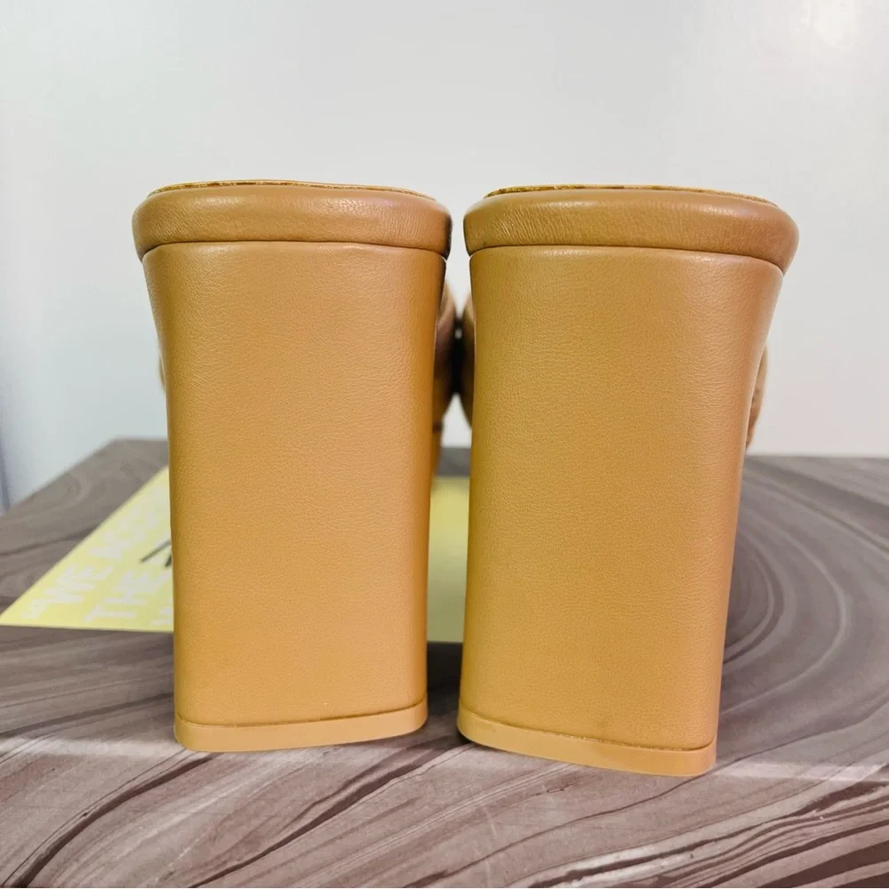 JEFFREY CAMPBELL Nana Quilted Platform Mule Sandal Tan Crinkle Patent 9 New WB - Picture 4 of 8